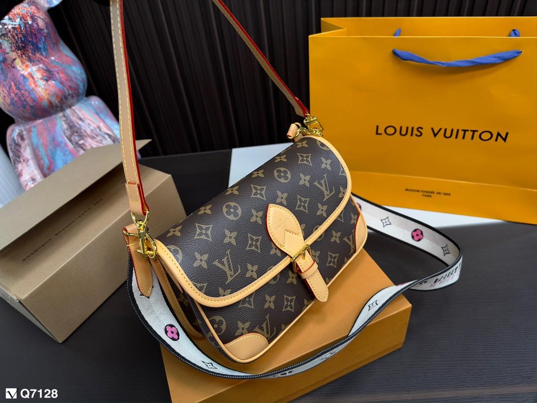 Replica Louis Vuitton Bag 24*15CM
