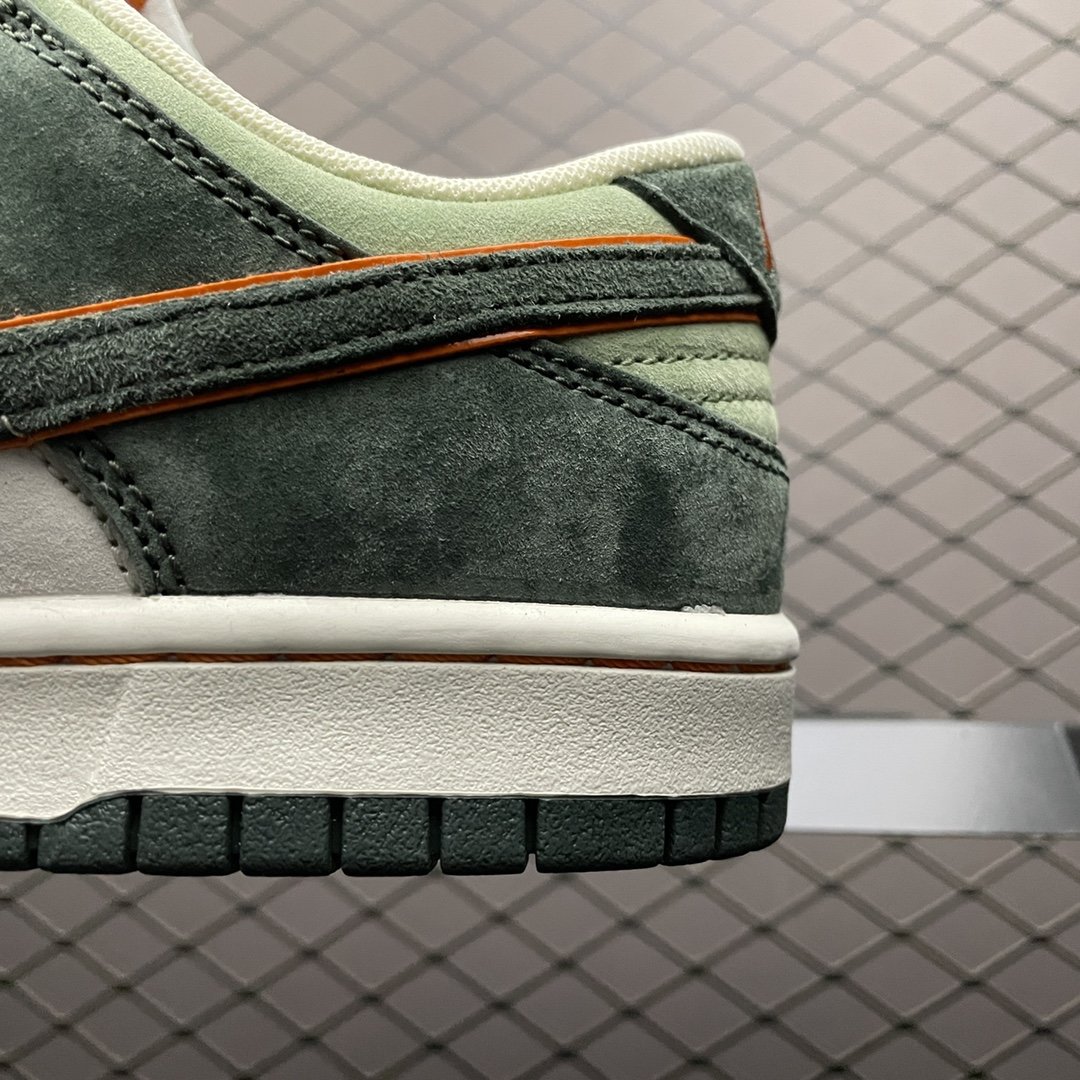 Replica Nike Dunk SB Shoe Otomo Katsuhiro x Nike SB Dunk Low Steamboy OST  _02794