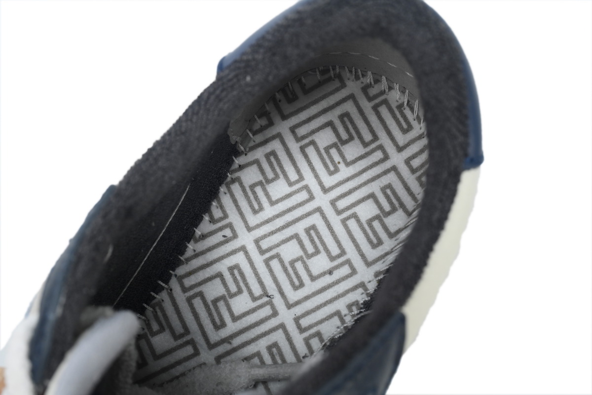 Replica Fendi Shoe Fendi Match Blue and White