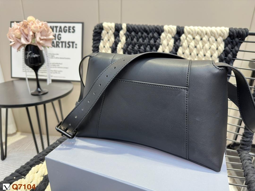 Replica Balenciaga Bag 29*18CM