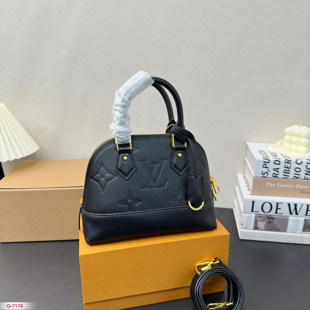 Replica Louis Vuitton Bag 24*18CM