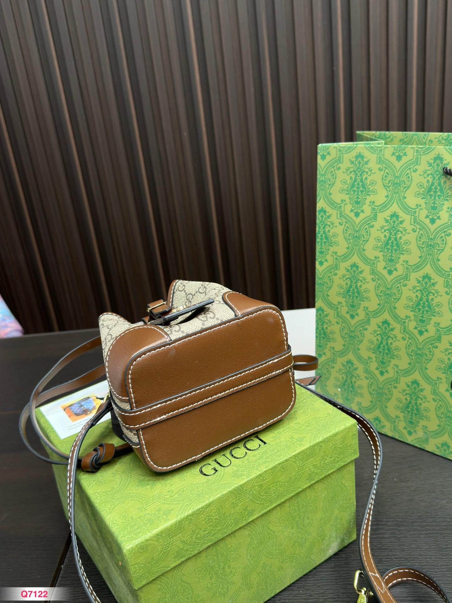 Replica Gucci Bag 13*14CM