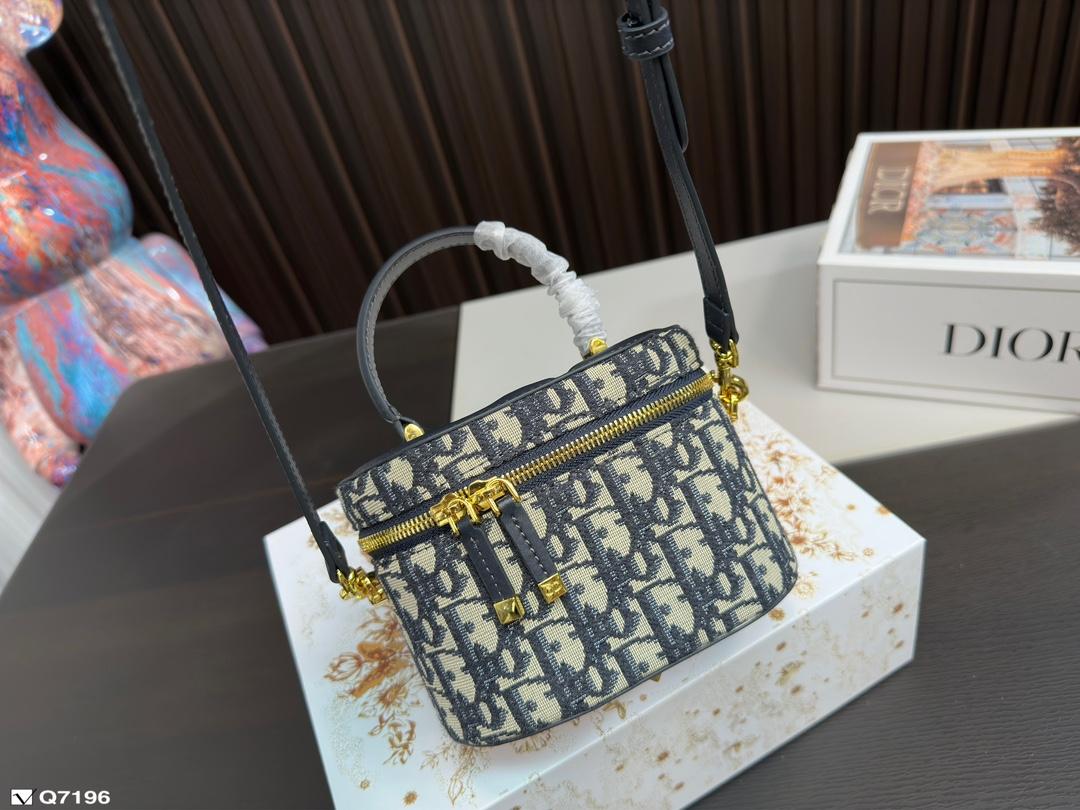 Replica Dior Bag 11*16CM