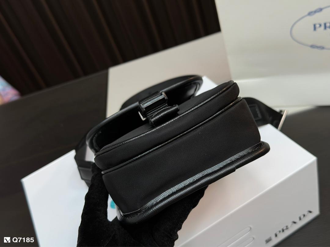 Replica Prada Bag 13*19CM