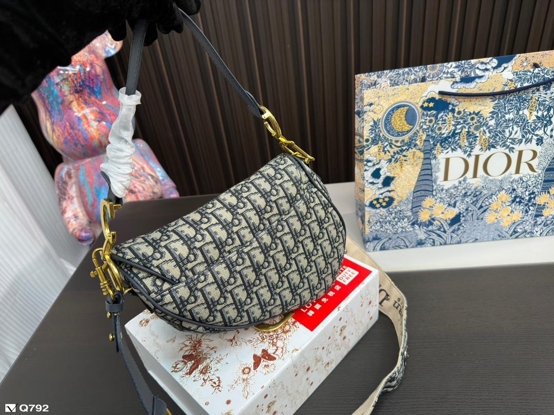 Replica Dior Bag 23*19CM