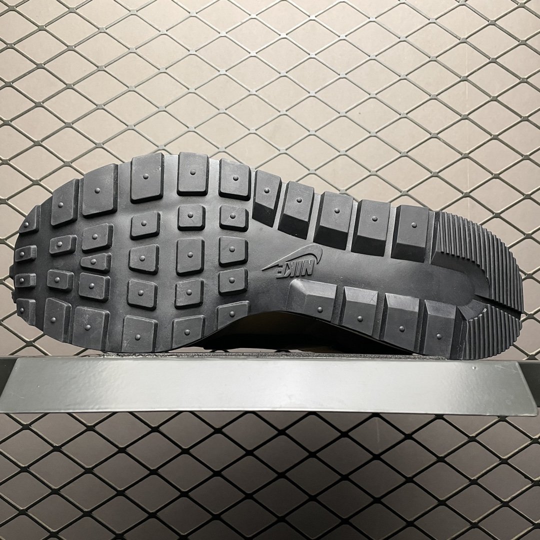 Replica Nike Shoe Sacai X Nike Vaporwaffle DD1875-200 Size 36-46