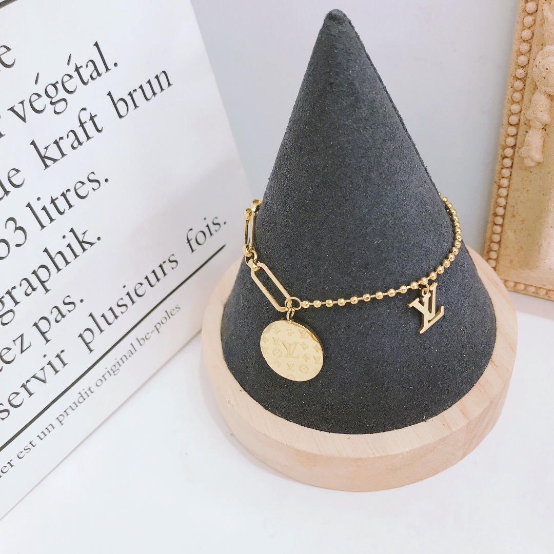 Replica LOUIS VUITTON Necklace