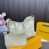Replica Louis Vuitton Bag 28*20CM