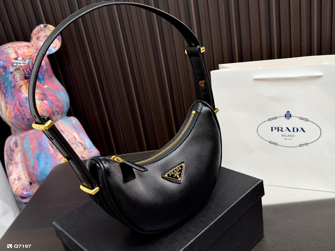 Replica Prada Bag 21*10CM