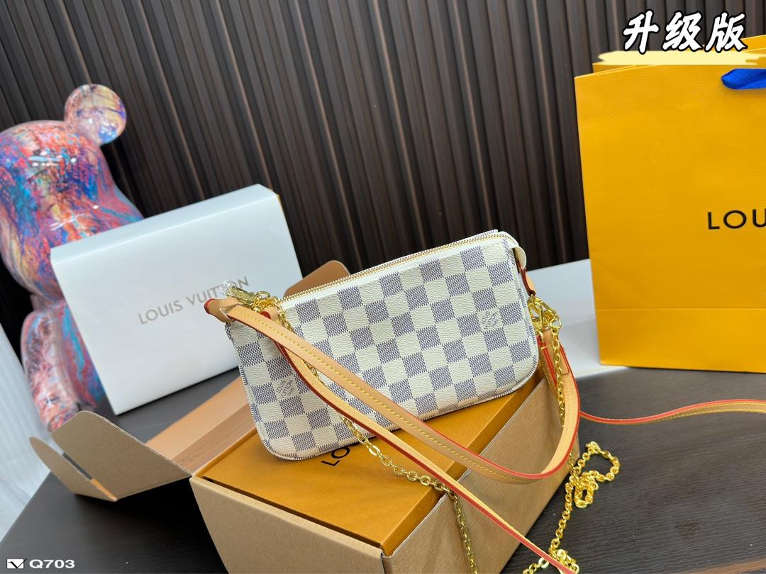 Replica Louis Vuitton Bag 22*13CM
