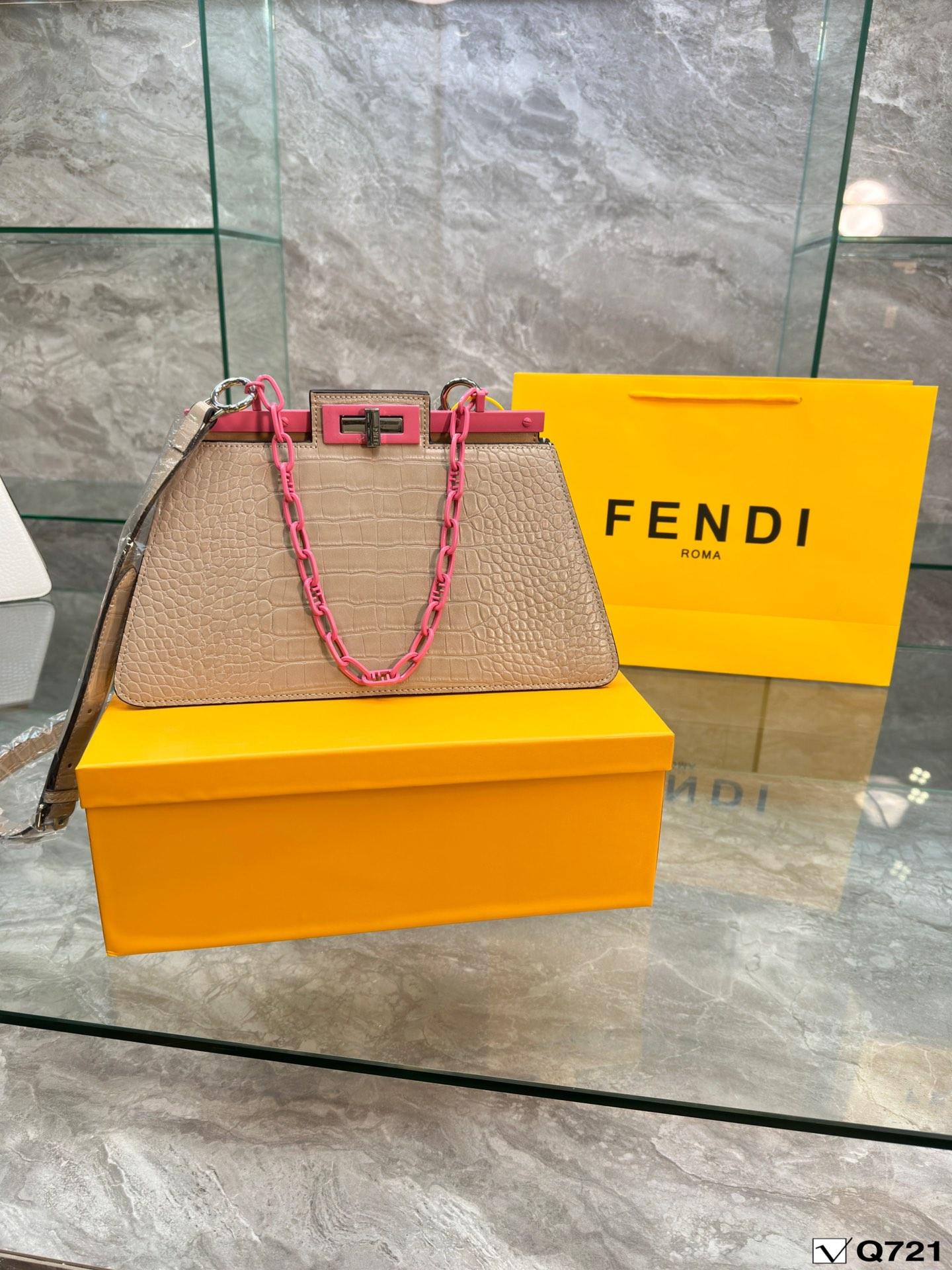 Replica Fendi Bag  30*15CM