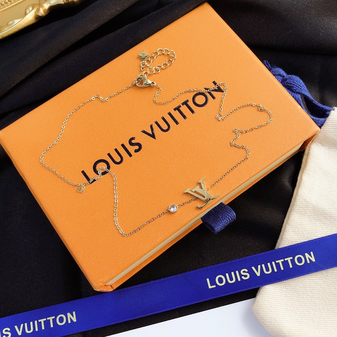 Replica LOUIS VUITTON Necklace