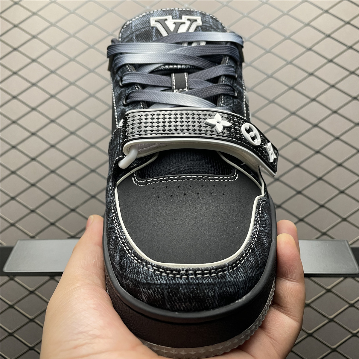 Replica LV Shoe  Louis Vuitton LV Trainer