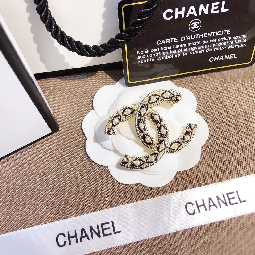 Replica CHANEL Brooch