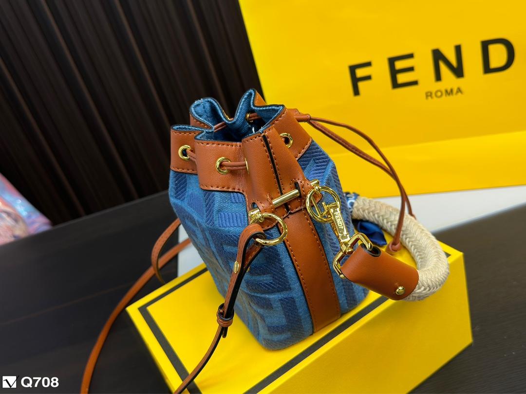 Replica Fendi Bag 12*17CM