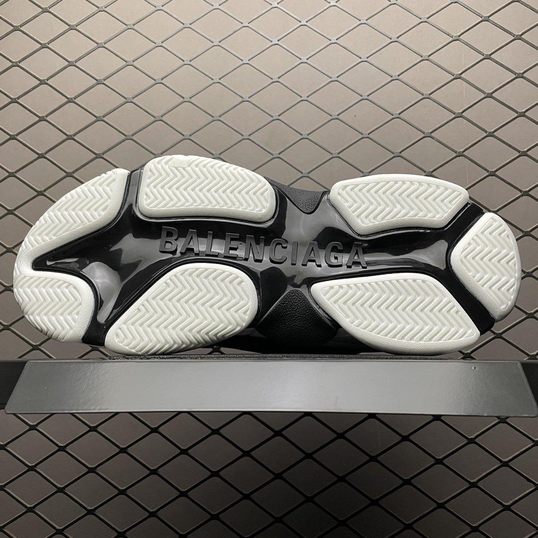 Replica Balenciaga Shoe Balenciaga Triple S Sneaker _02205