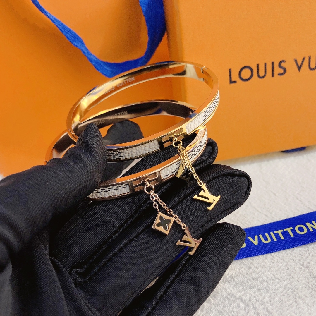 Replica LOUIS VUITTON Bangle