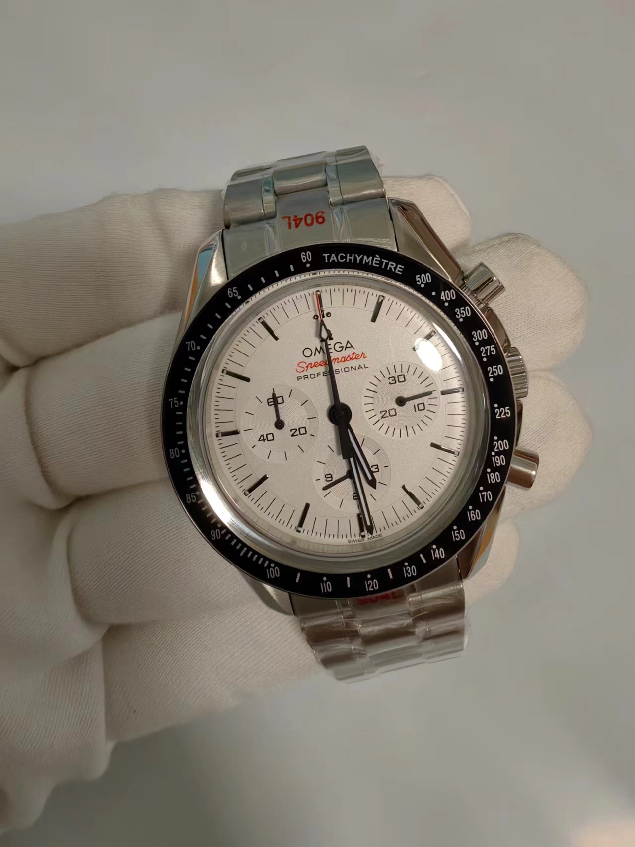 Replica OMEGA Speedmaster 904l Stainless Steel Quartzl Watch 42MM