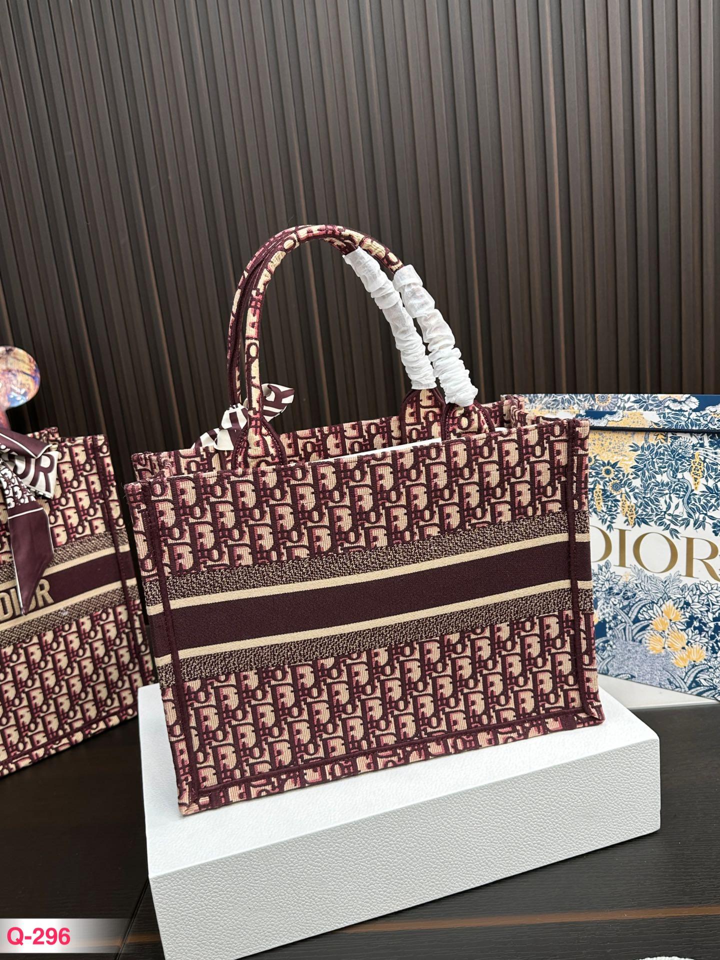 Replica Dior Bag 33*26CM/40*33CM