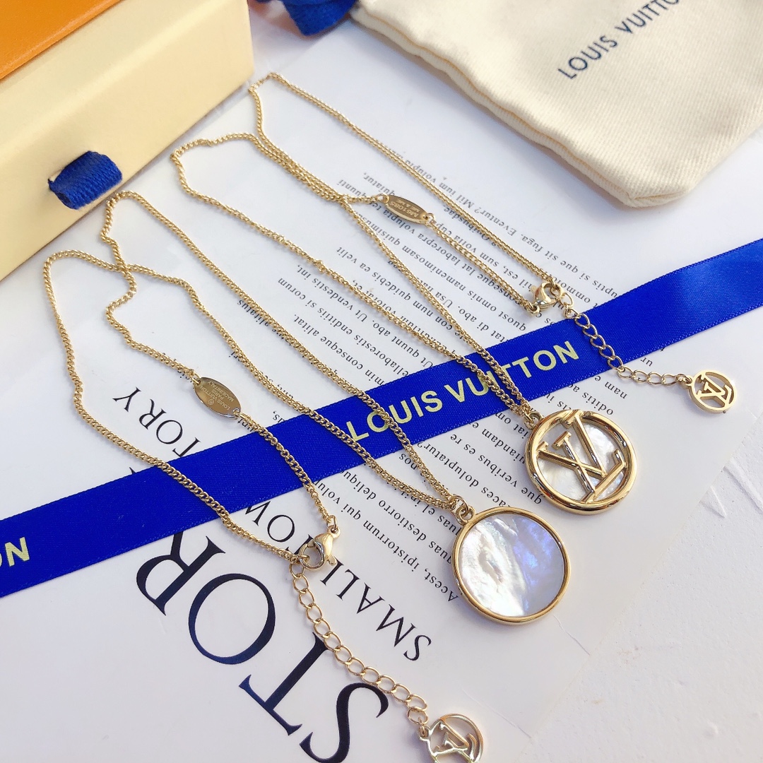 Replica LOUIS VUITTON Necklace