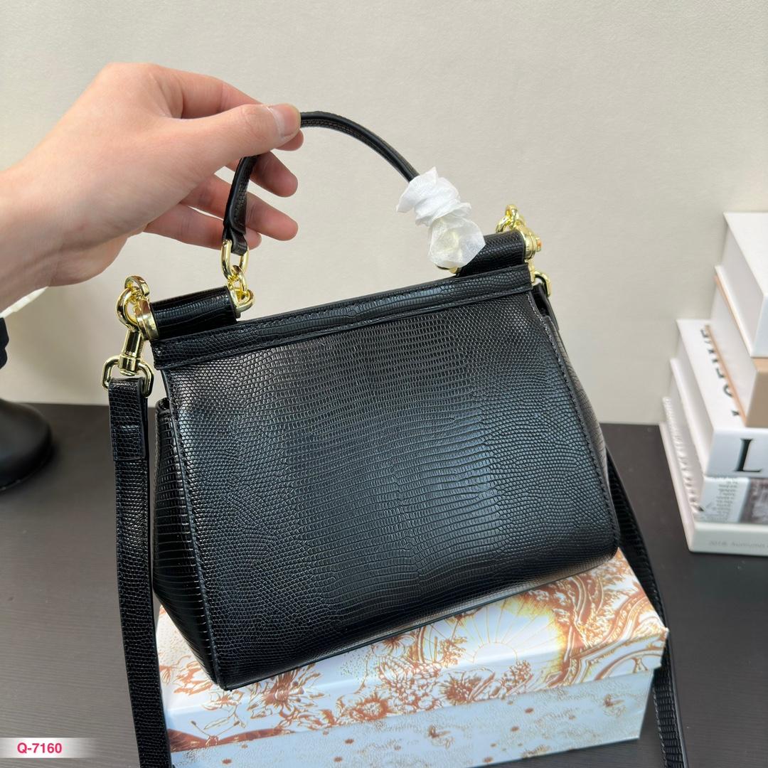 Replica Dolce Gabbana Bag 21*18CM