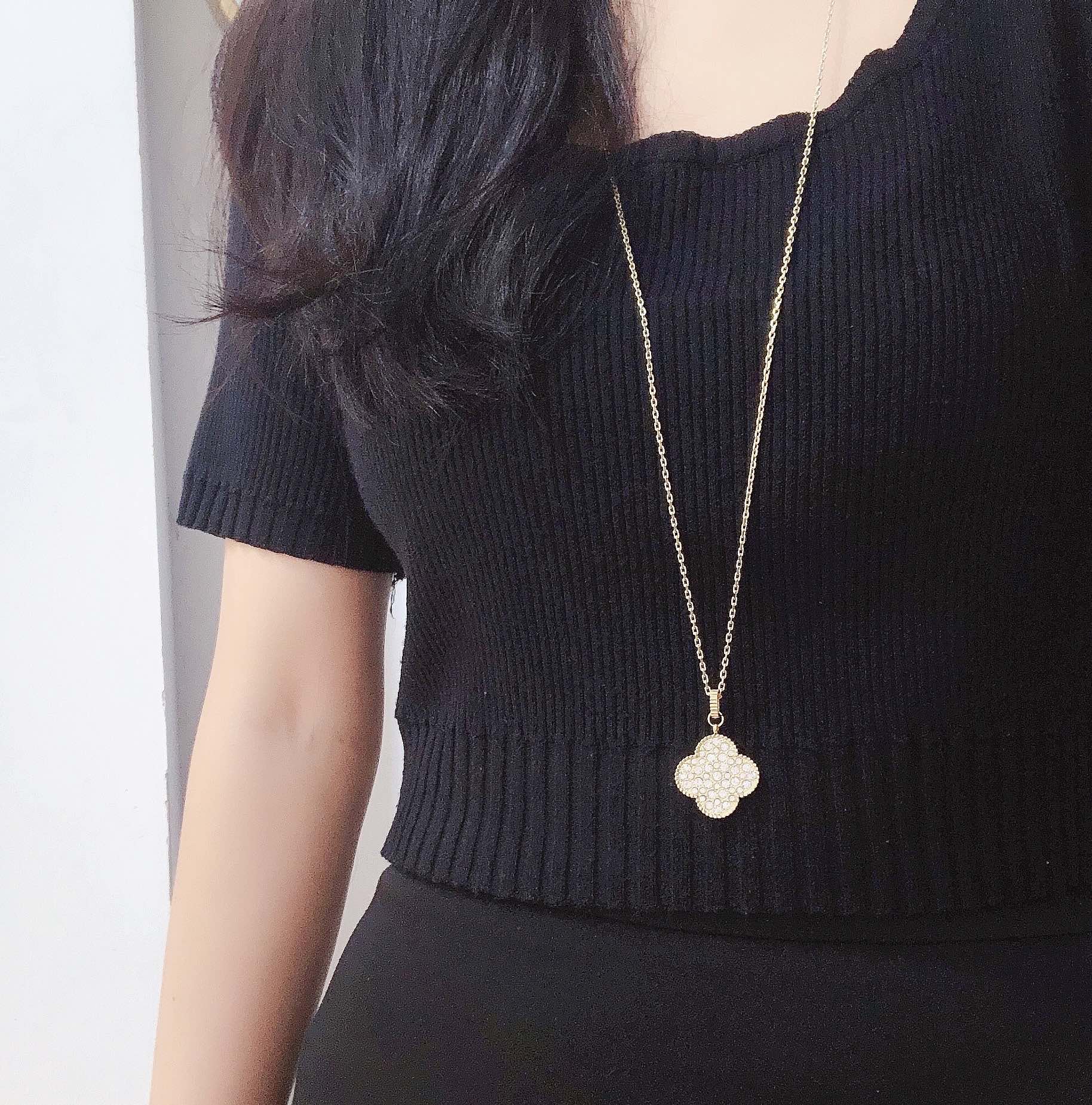 Replica VanCleef Arpels Necklace