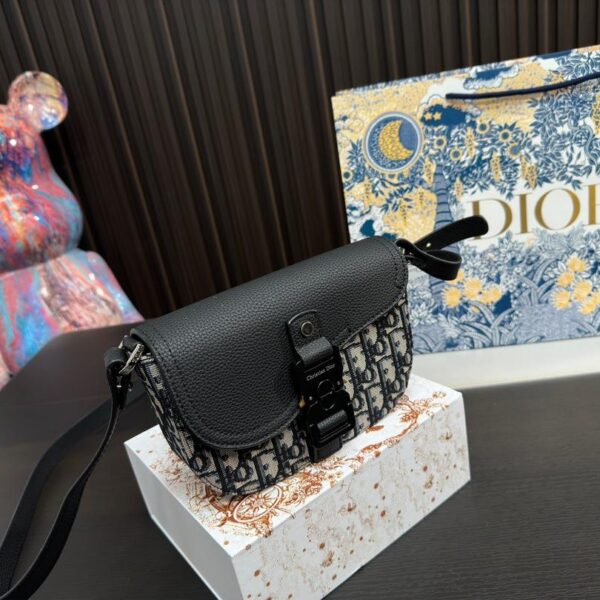 Replica Dior Bag 13*19CM