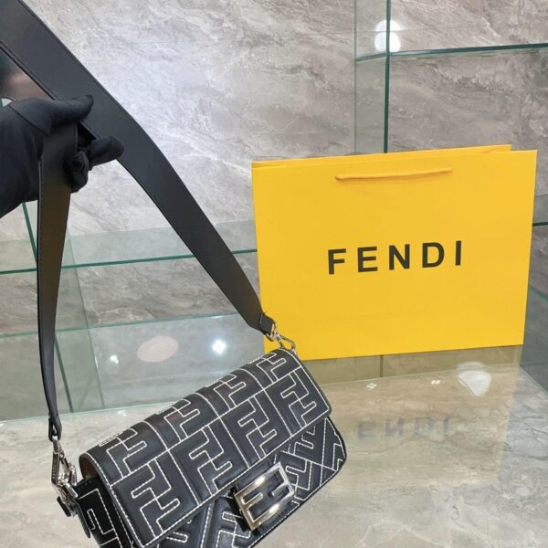 Replica Fendi Bag 26*15CM