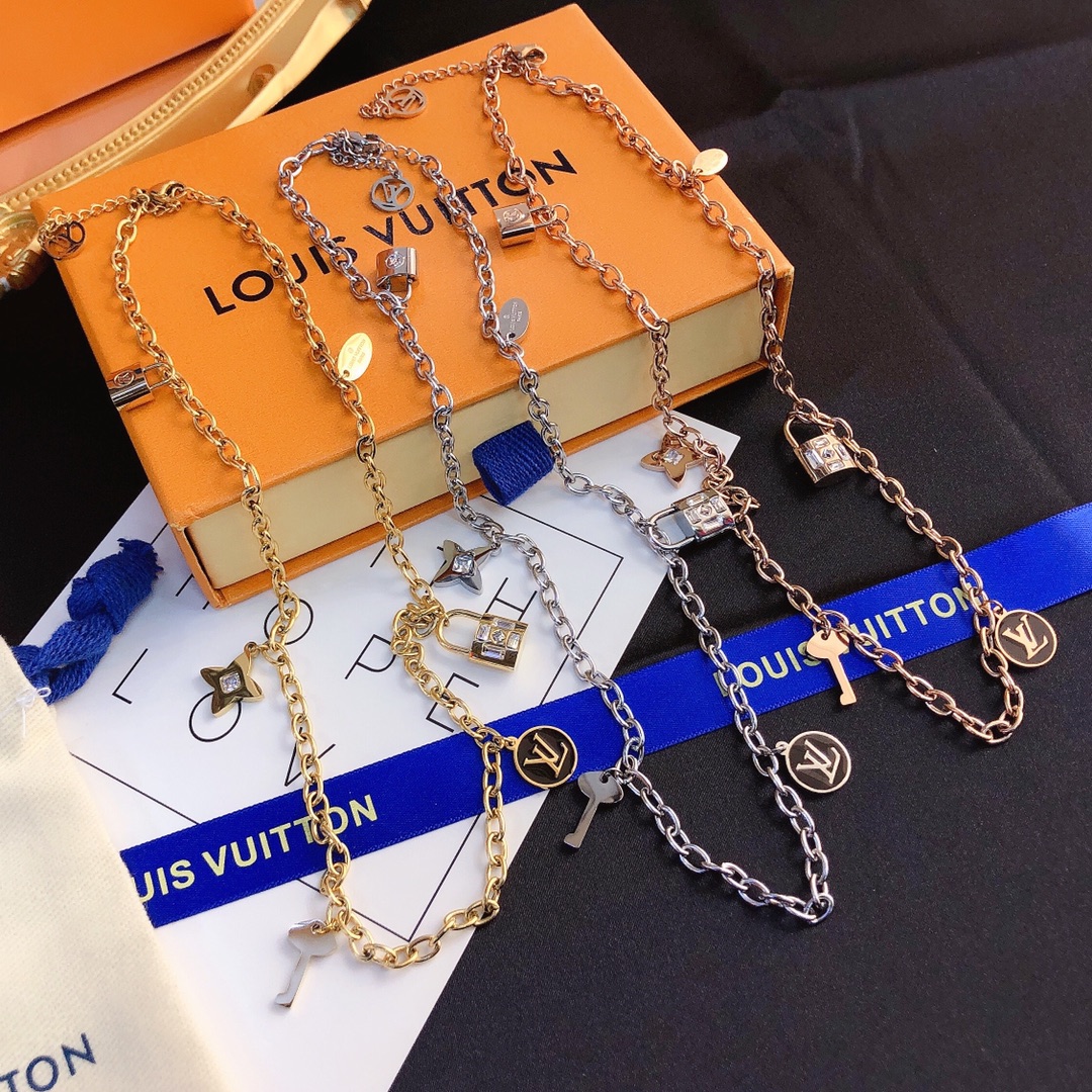Replica LOUIS VUITTON Necklace