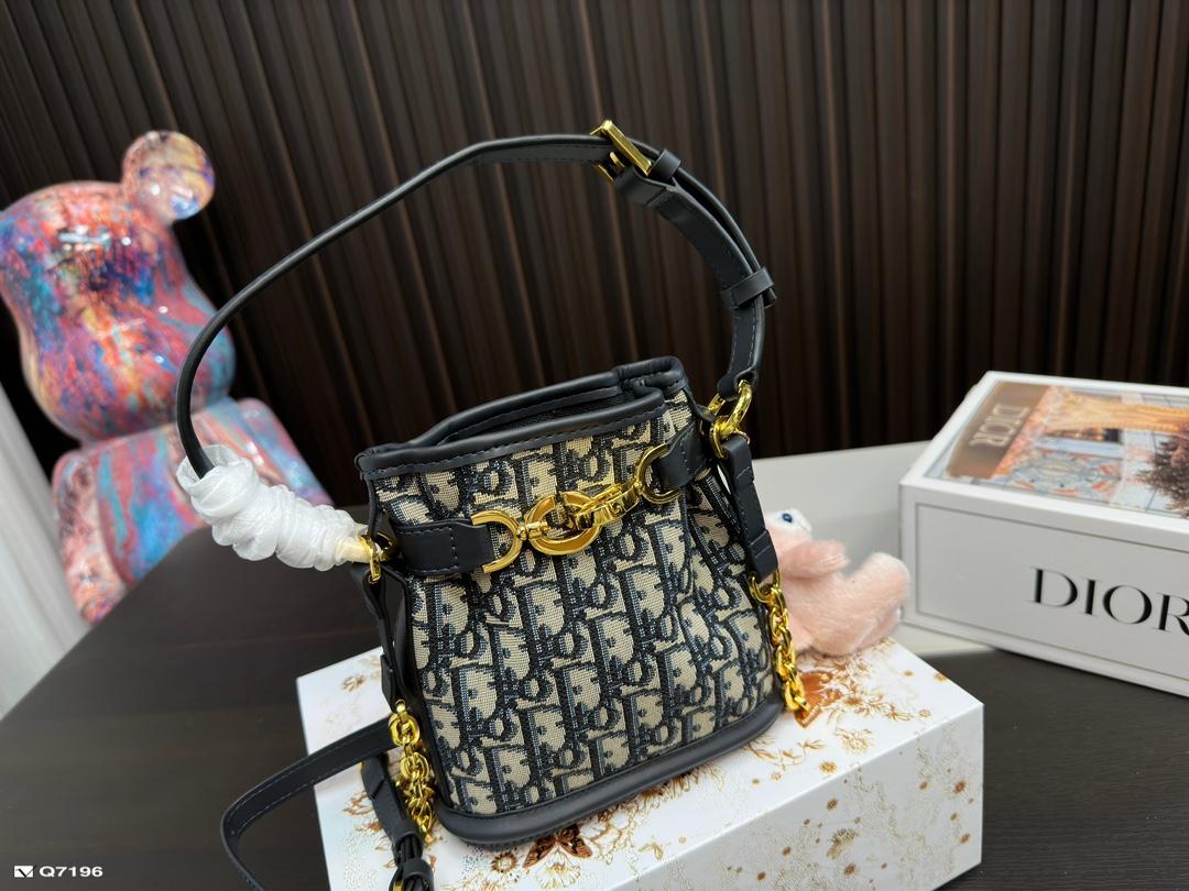 Replica Dior Bag 24*24CM/16*16CM