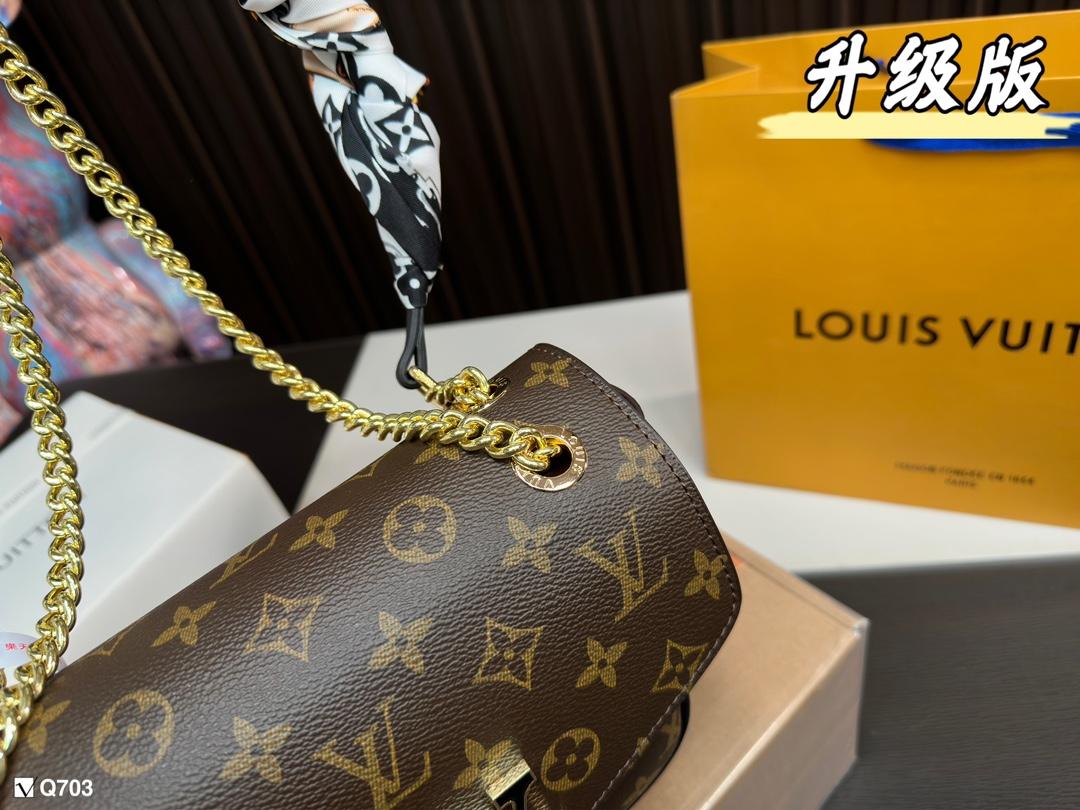 Replica Louis Vuitton Bag 22*16CM