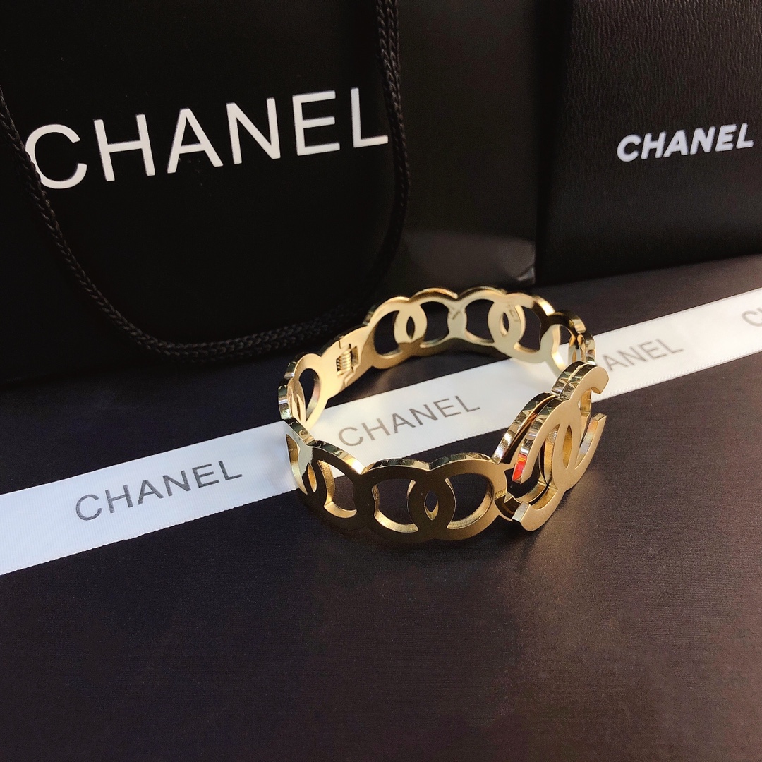 Replica CHANEL Bangle