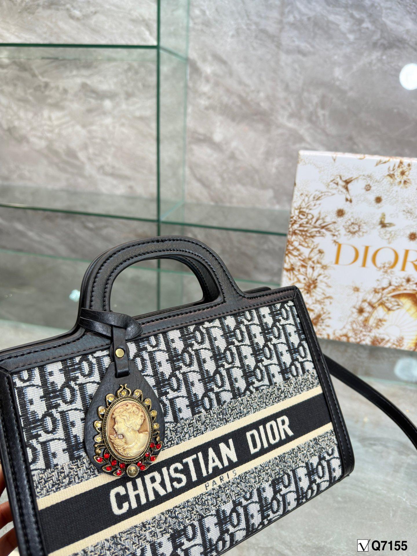 Replica Dior Bag 27*18CM
