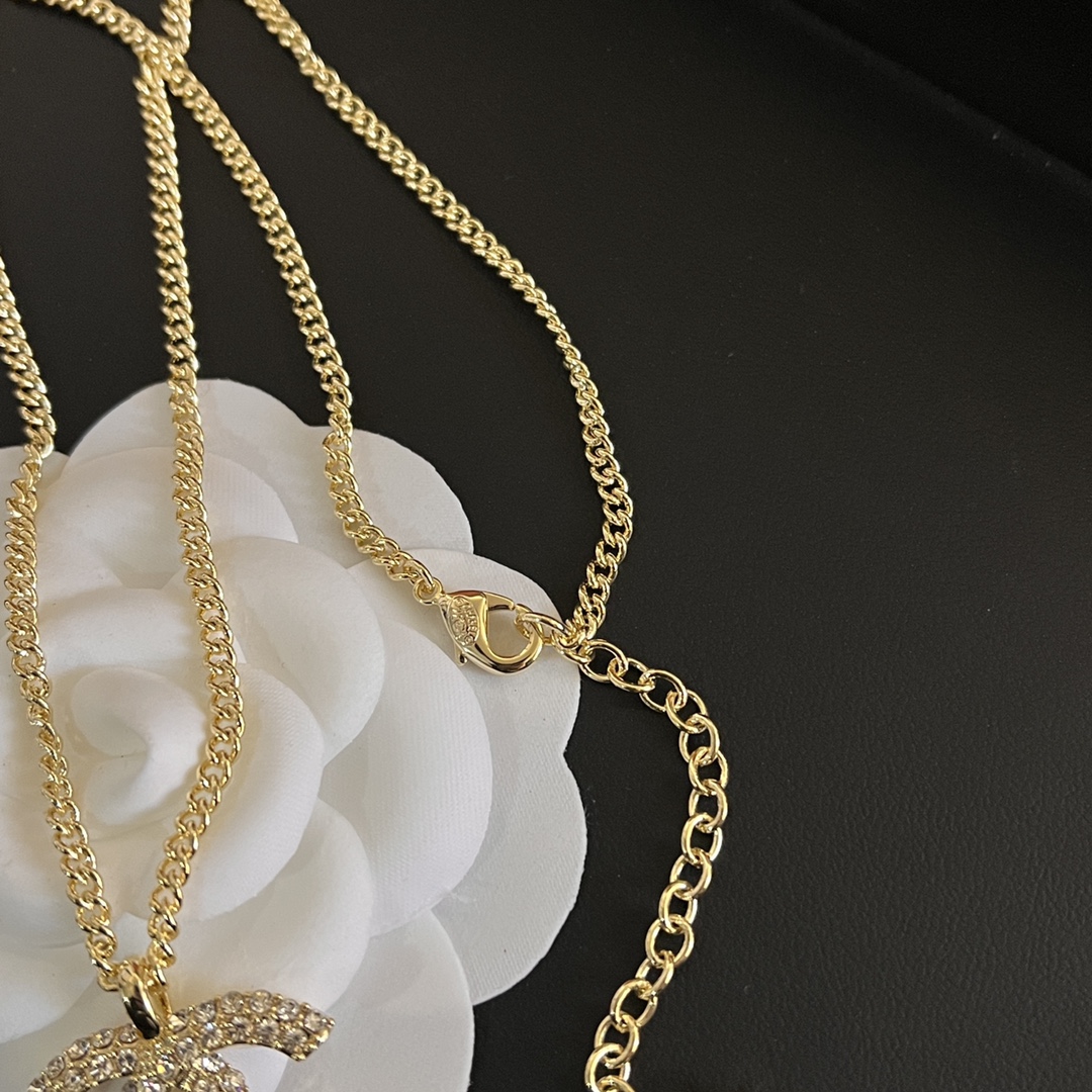 Replica CHANEL Necklace