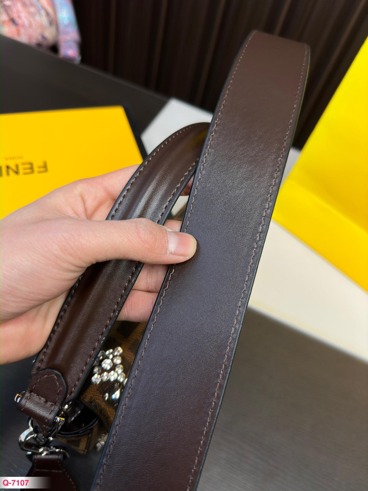 Replica Fendi Bag 15*25CM