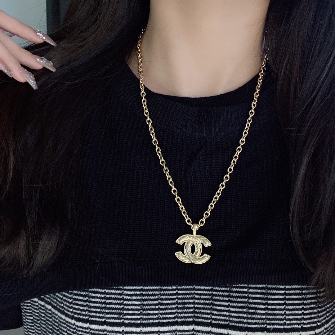 Replica CHANEL Necklace