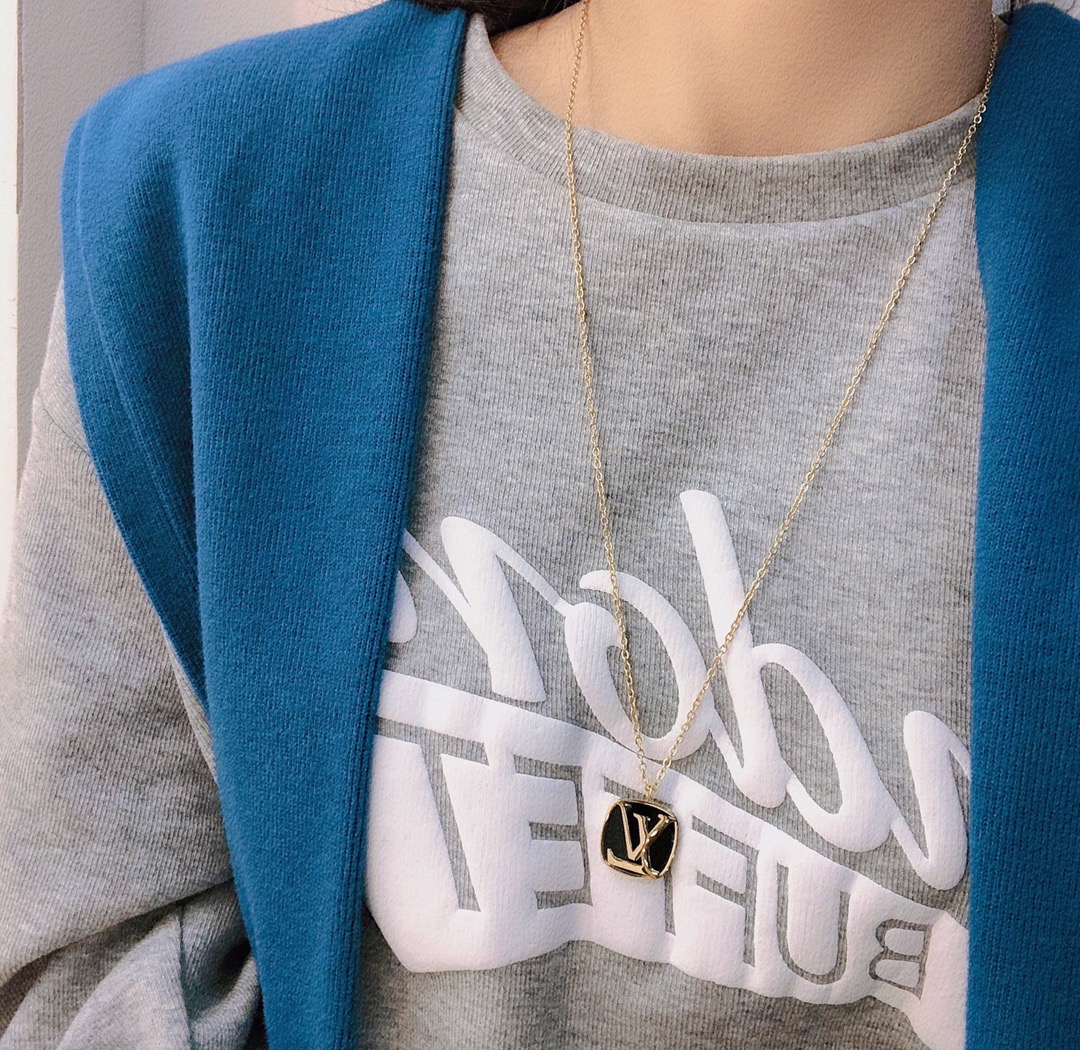 Replica LOUIS VUITTON Earring