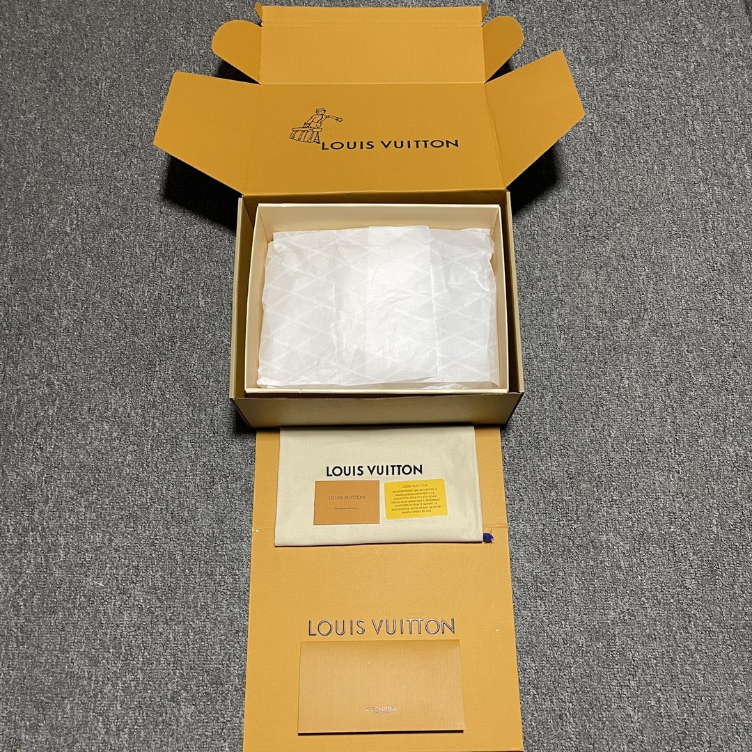 Replica Louis Vuitton Shoe Vuitton LV Trainer 23ss size 38-45c
