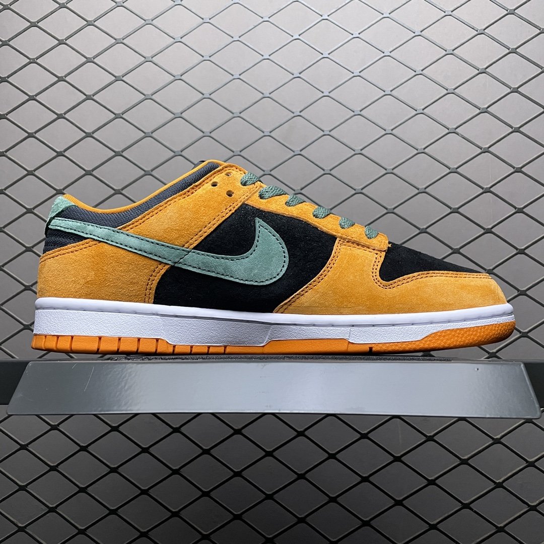 Replica Nike Dunk SB Shoe Nike Dunk SB LowCeramic   DA
