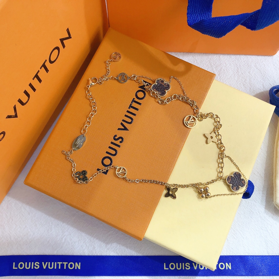 Replica LOUIS VUITTON Necklace