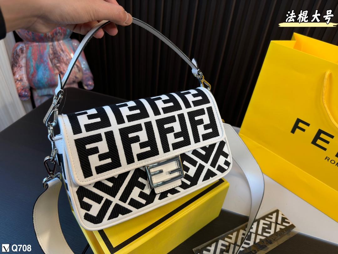 Replica Fendi Bag 14*27CM