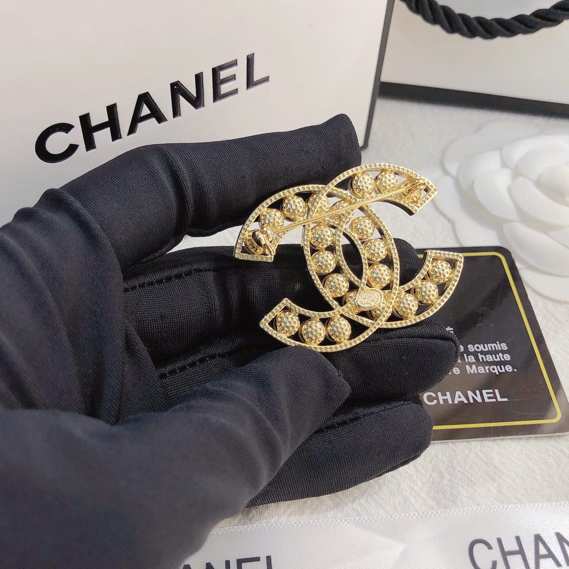Replica CHANEL Brooch
