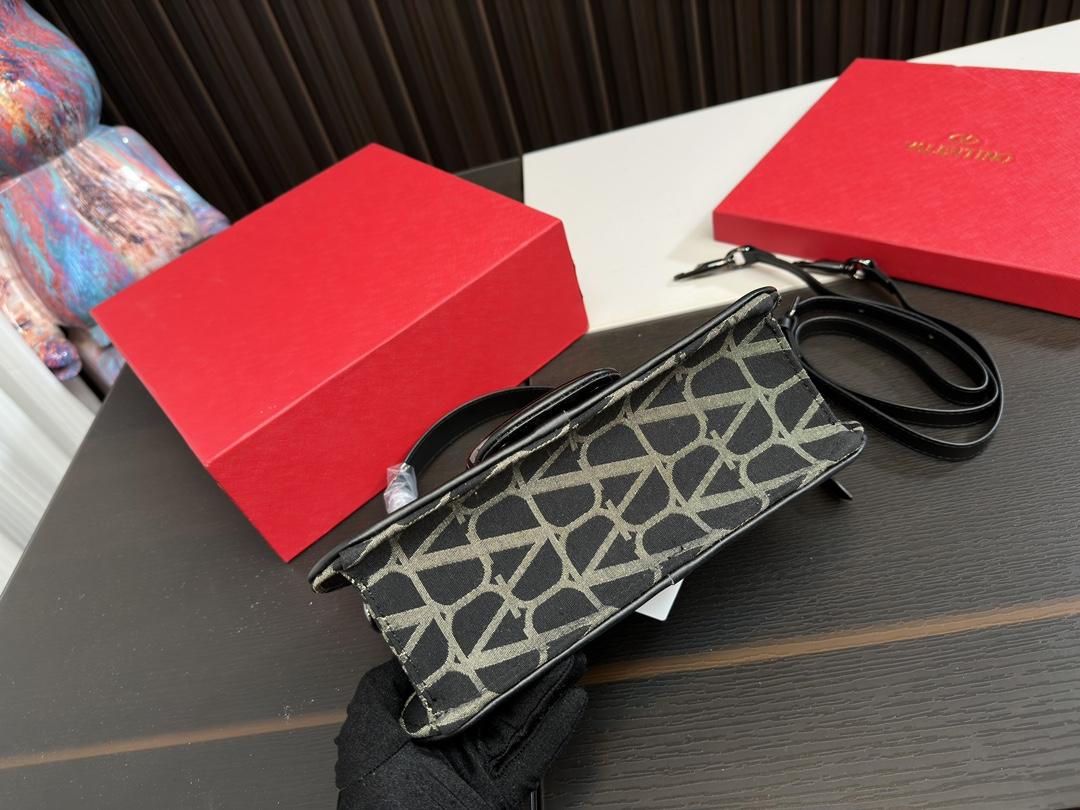 Replica Valentino Bag 26*16CM