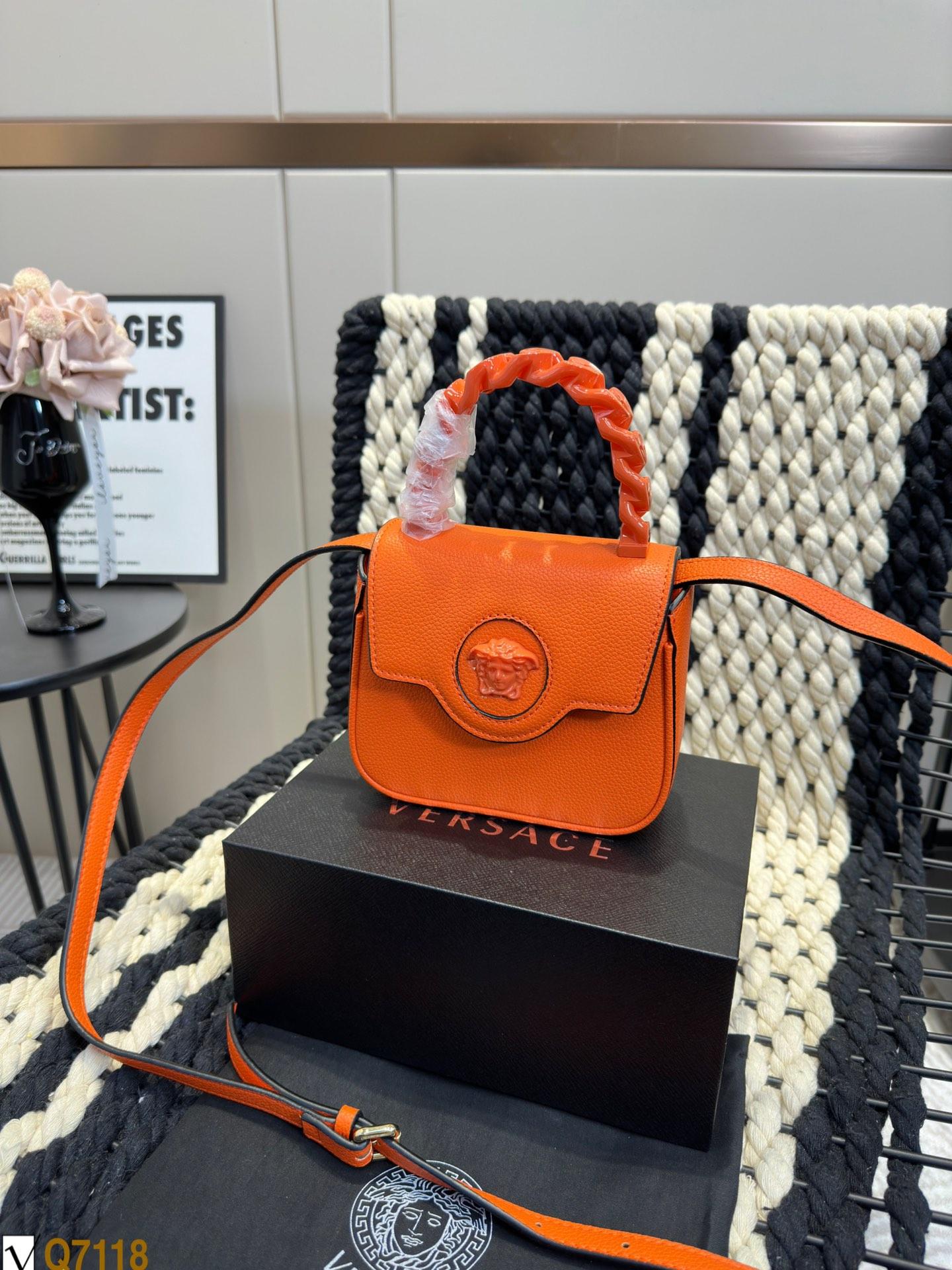 Replica VERSACE Bag 16.7*15CM