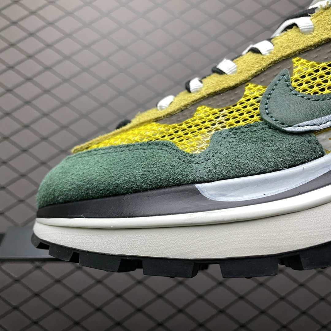 Replica Nike Shoe Sacai X Nike Vaporwaffle 3.0 CV1363-700 36-47.5