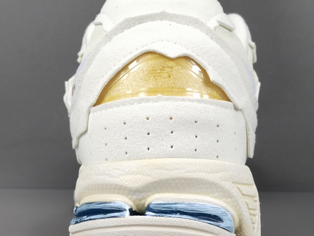 Replica New Balance Shoe New Balance 2002R Reflned FutureML2002RDC