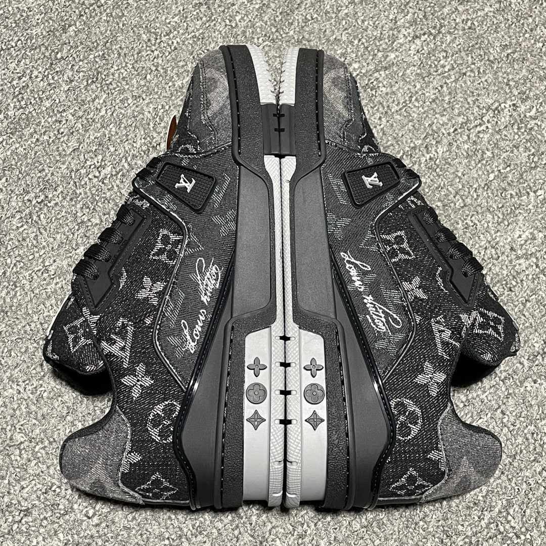 Replica Louis Vuitton Shoe Louis Vuitton LV Trainer size 35-46