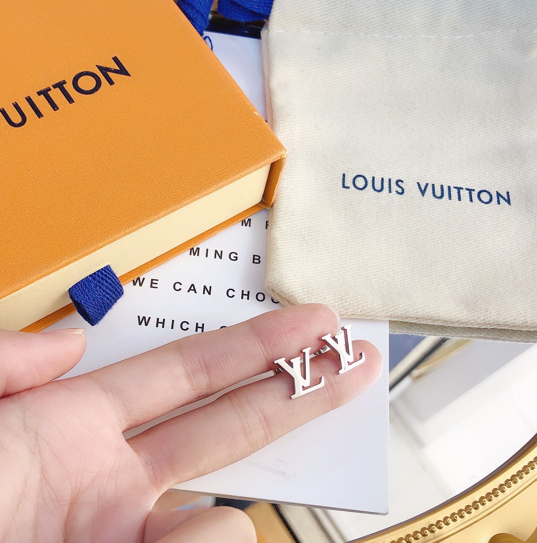 Replica LOUIS VUITTON Earring