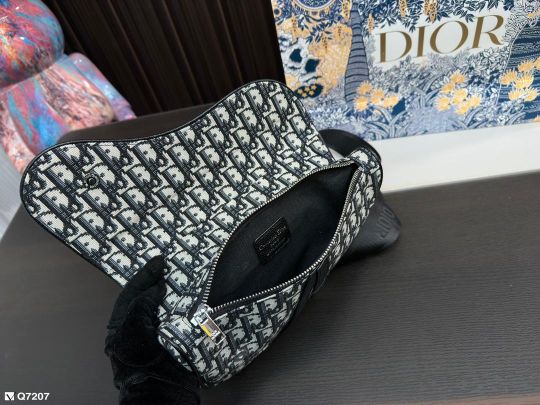 Replica Dior Bag 18*25CM