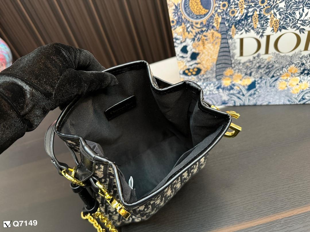 Replica Dior Bag 24*24CM